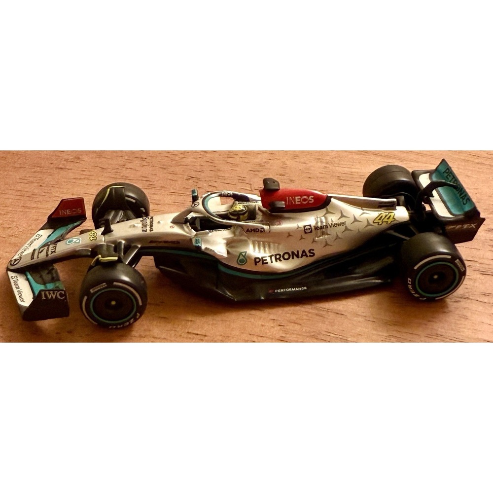 Mercedes AMG F1 W13 E Lewis Hamilton #44 2nd French GP 2022 S8542 Spark 1/43